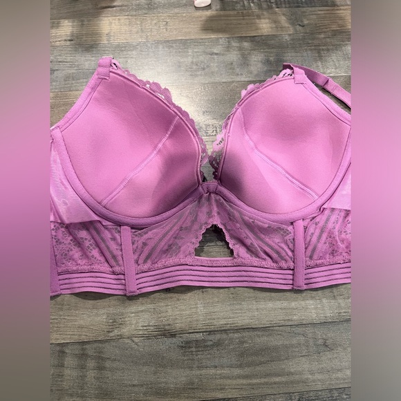 Very Sexy Plunge Lace Cutout Corset Top - Picture 6 of 9